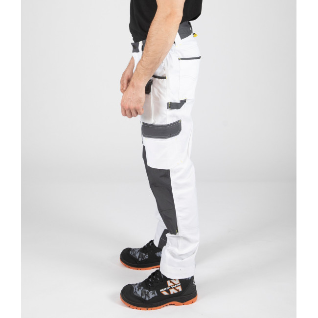 Werkbroek met meerdere zakken Cary wit - Nine Worths by North Ways