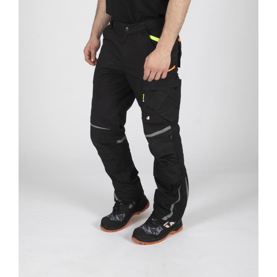 PANTALONI DA LAVORO NIEUPORT NERI Nine Worths by North Ways