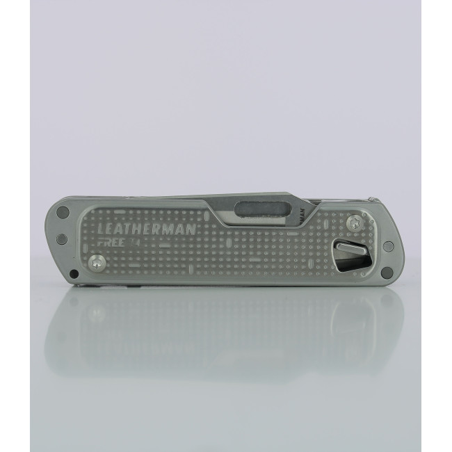 Couteau 12 outils Free T4 - Leatherman