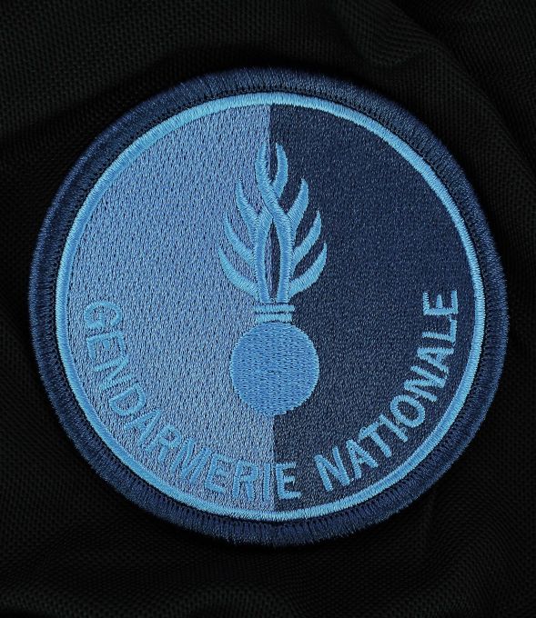 File:Ecusson Region Gendarmerie IDF.png - Wikimedia Commons
