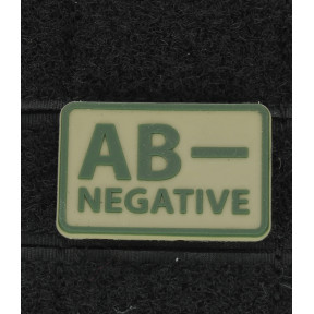 Set van 2 bloedgroep patches AB- Coyote - Helikon