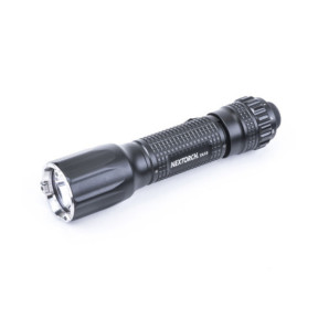 Wiederaufladbare kompakte taktische Taschenlampe TA15 V2.0 (700 Lumen) - Nextorch