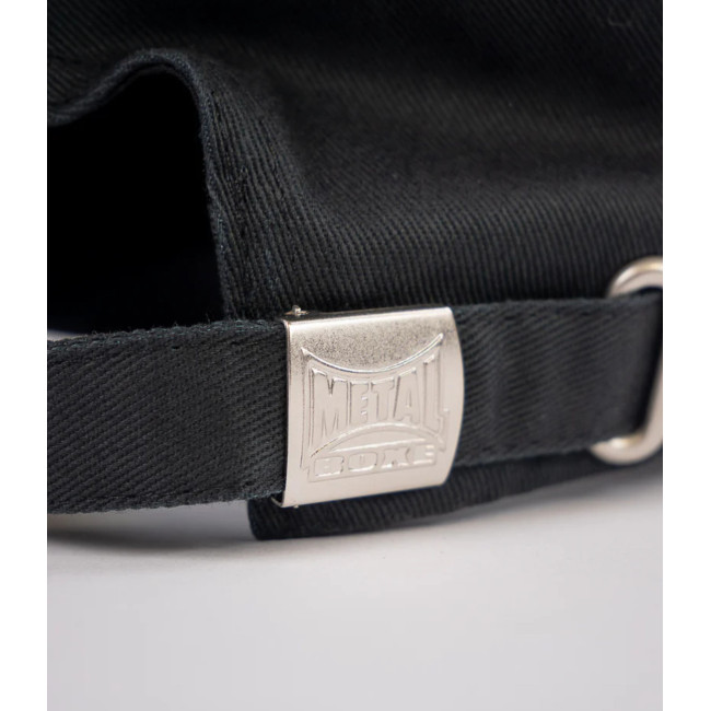 CAPPELLO CON LOGO RICAMATO NERO - METAL BOXE