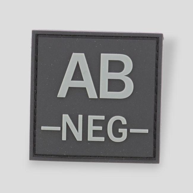 Patch quadrado PVC 3D grupo sanguíneo AB- com velcro - Preto