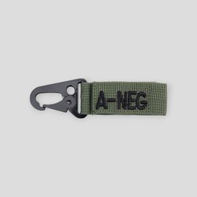 Karabiner-Schlüsselanhänger Blutgruppe A- olivgrün - Ares