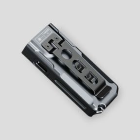 Torcia portachiavi 3 in 1 E06R (700 lumen) - Nero - Fenix