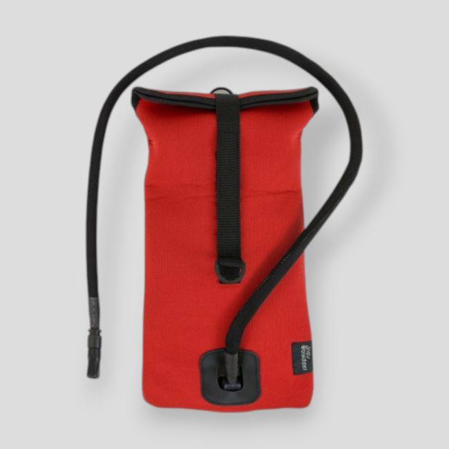 Capa isolante em neoprene para reservatório de água - Vermelho - Highlander Outdoor