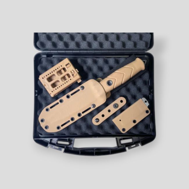 Couteau Le Vengeur + étui kydex + passant ceinture + molle kit + pierre à feu + plaquette affûtage - Tan - TB Outdoor