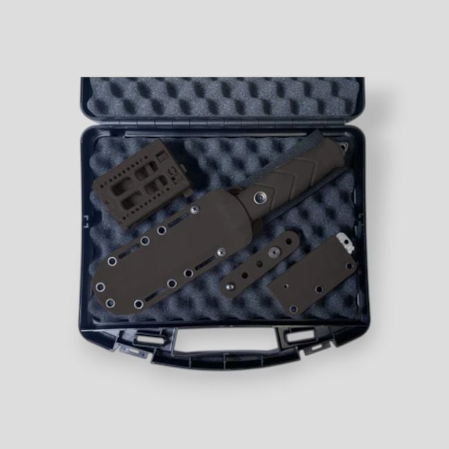 Couteau Le Vengeur + étui kydex + passant ceinture + molle kit + pierre à feu + plaquette affûtage - Noir - TB Outdoor