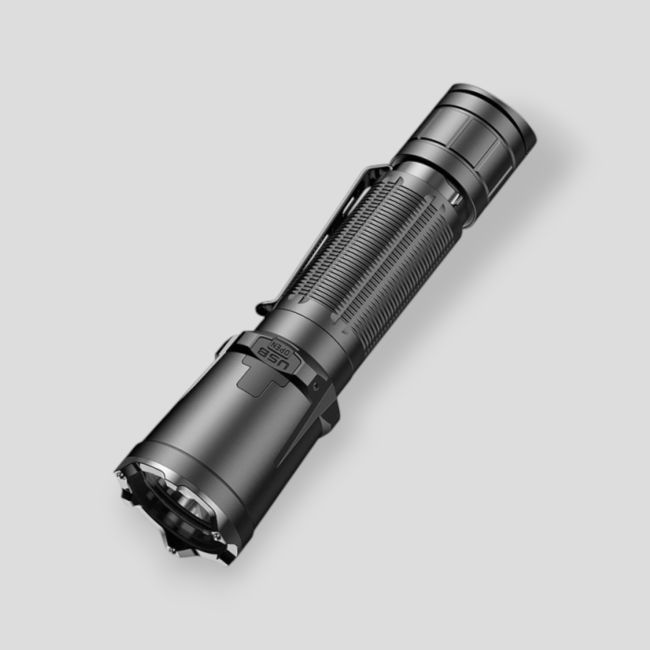 Latarka taktyczna akumulatorowa XT11GT Pro V3.0 (3 300 lumenów) - Czarna - Klarus