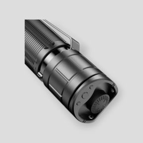 Latarka taktyczna akumulatorowa XT11GT Pro V3.0 (3 300 lumenów) - Czarna - Klarus