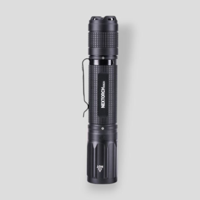 Lanterna tática recarregável E52D (3 700 lúmenes) - Nextorch