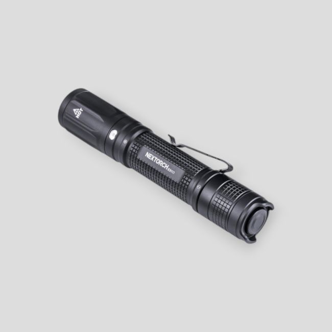 Taktische wiederaufladbare Taschenlampe E51D (2 100 Lumen) - Nextorch
