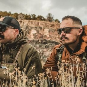 Óculos de sol Apex (lentes Captivate™ polarizadas e espelhos Cinza Tungstênio) - Preto - Wiley X