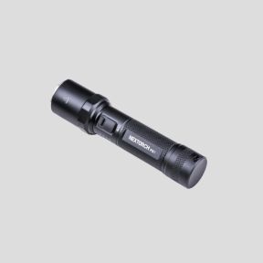 Lanterna tática recarregável P81B (3 700 lúmens) - Nextorch