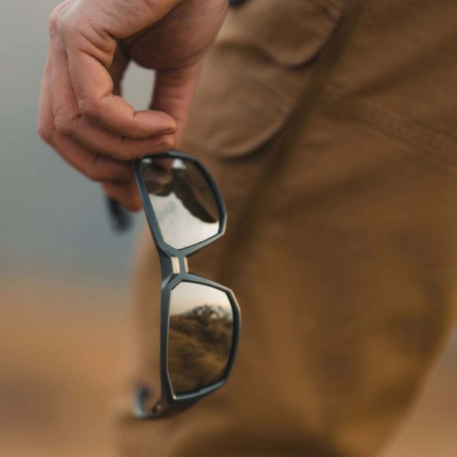 Óculos de sol Alpine (lentes Captivate™ polarizadas e espelhos Azuis) - Cinza Transparente - Wiley X