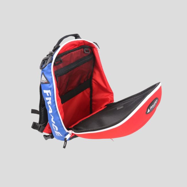 Mochila com casco MATT 19L - France - Dimatex