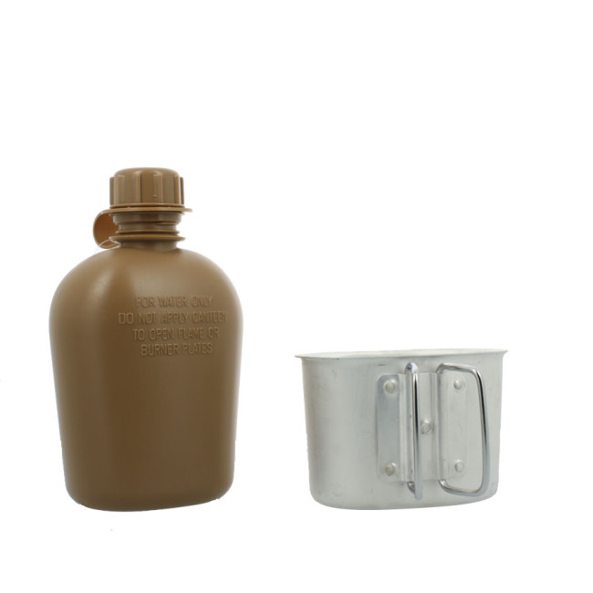 Gourde Plast. avec gobelet et housse Coyote - Miltec