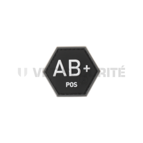 Hexagonaler schwarzer Patch Blutgruppe AB Positiv - Jacket To Go