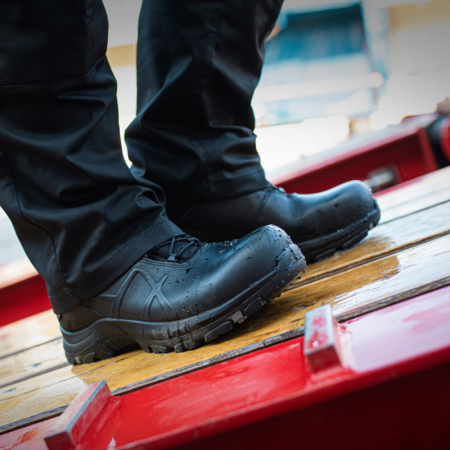 Chaussures de sécurité Black Eagle Safety 50.1 low S3 - Haix
