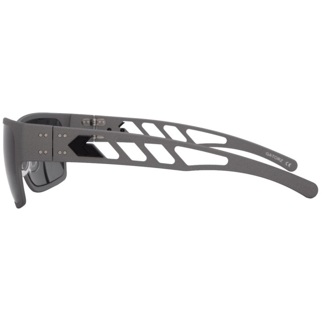 Delta M4 Cerakote Gun Metal Blackout met Smoked Polarized Lens