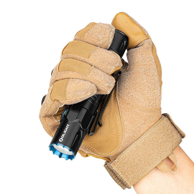 Lampe Tactique à double Interrupteur 2300 Lumens Warrior 3 noir - Olight