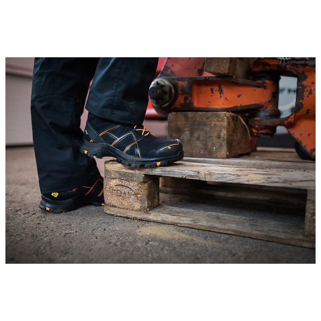 Buty bezpieczeństwa Black Eagle Safety 40.1 mid S3 czarne i pomarańczowe - Haix