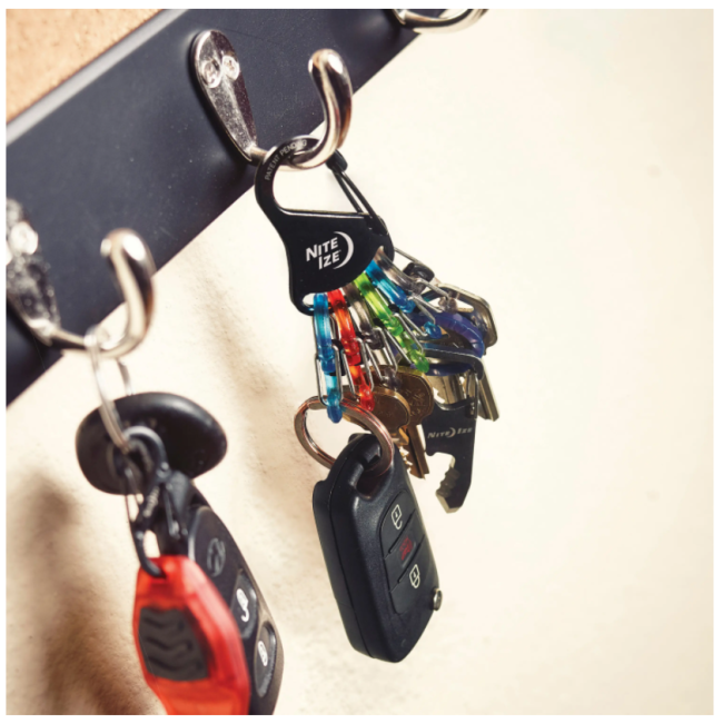 KeyRack Locker Schlüsselhalter mit Karabiner + 6 Kunststoff-S-Biner - Nite Ize