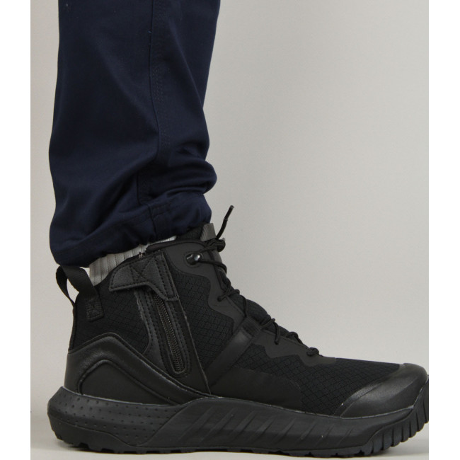 Chaussures Micro G Valsetz Zip Mid Noir - Under Armour